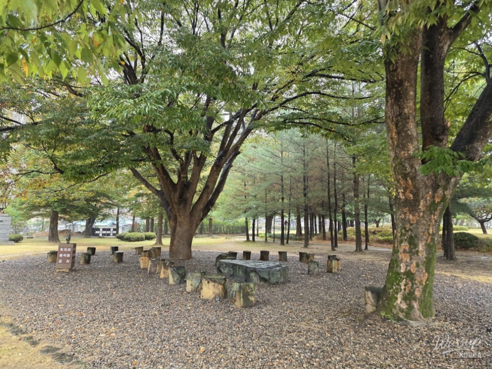 Exploring the Historic Yeonpung Martyrdom Site in Goesan_09
