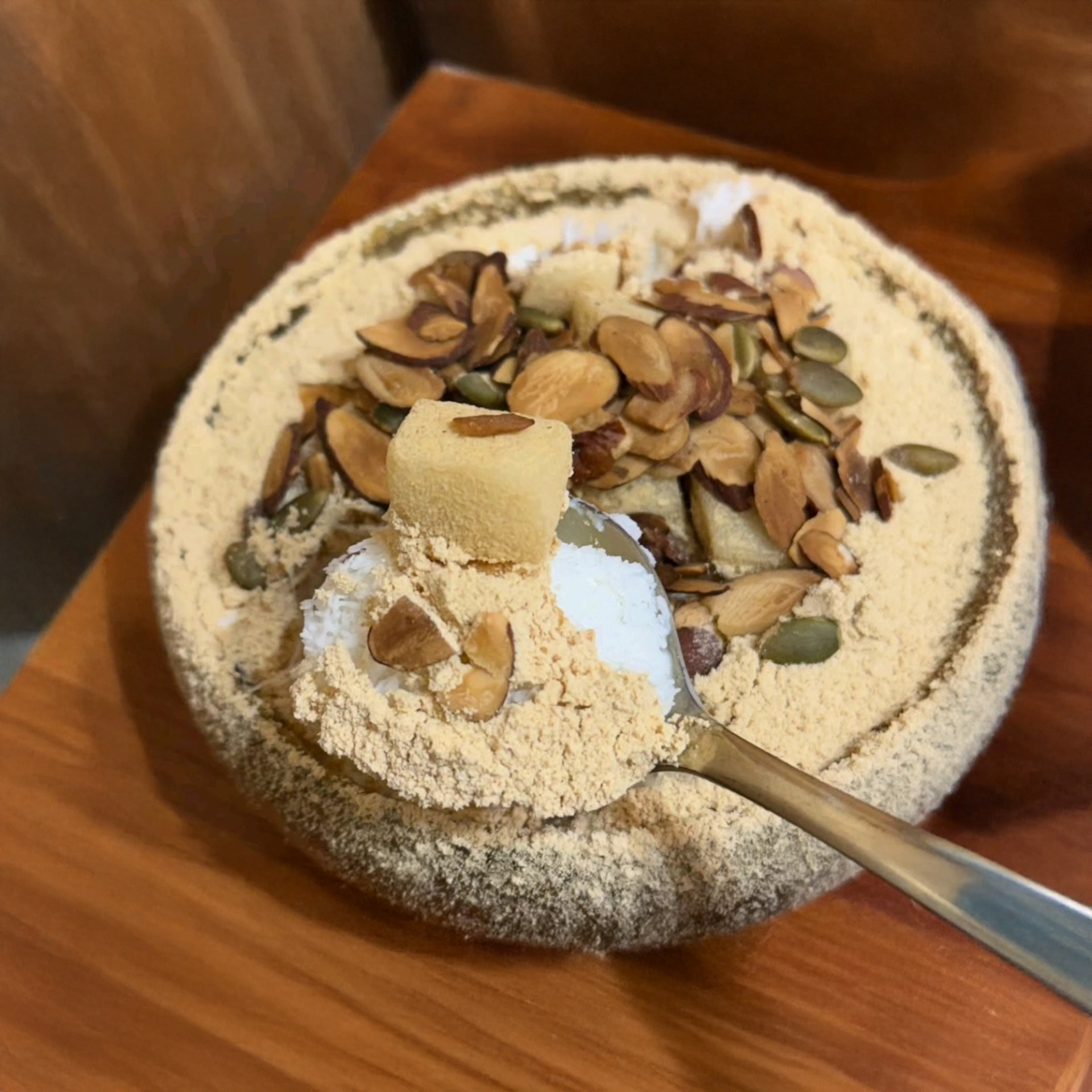 Warm and cozy interior lighting of the Maru Patbingsu Anyang branch