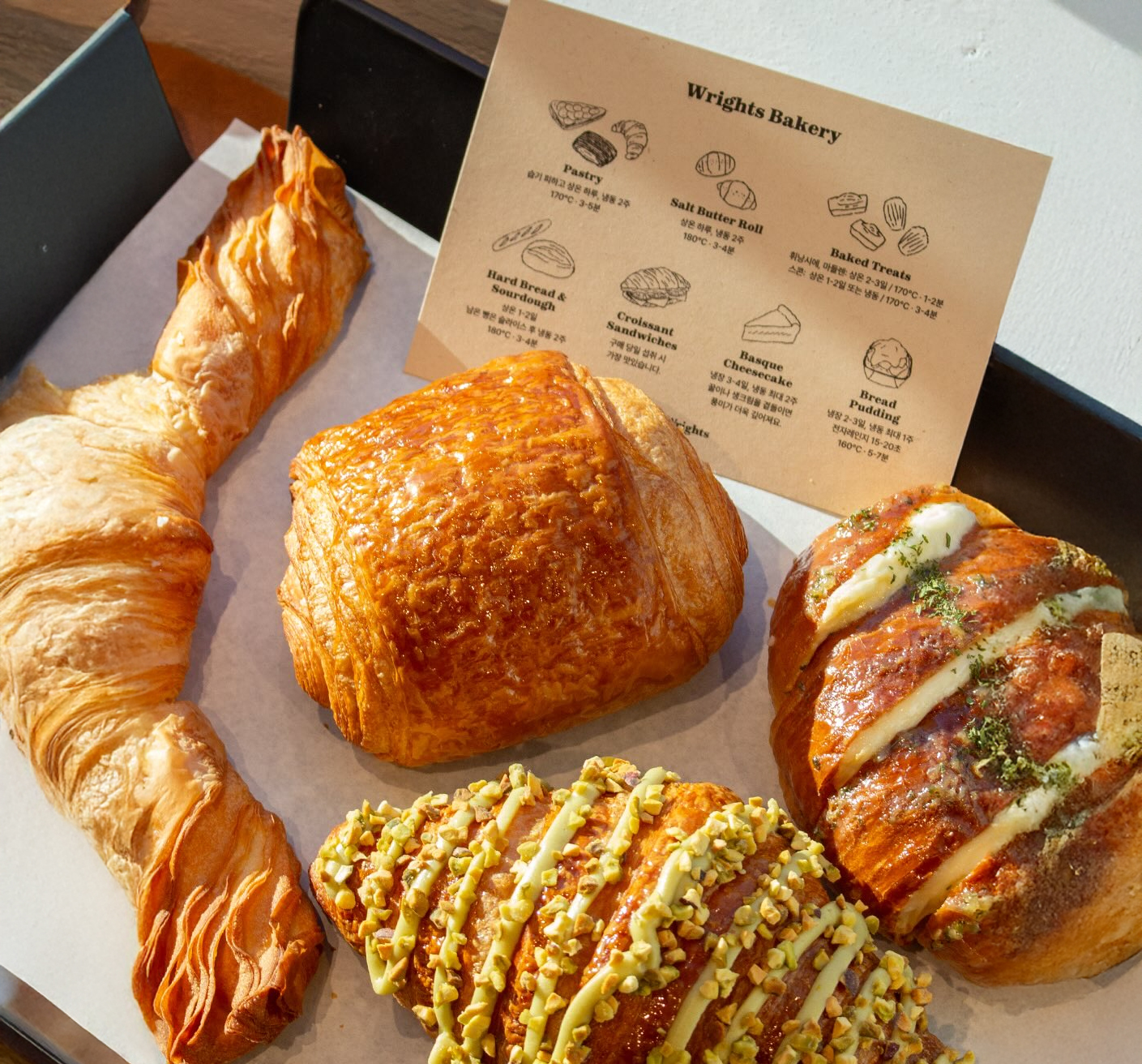 Delicious tray of pastries and a signature drink at Kcafe Wrights Kondae