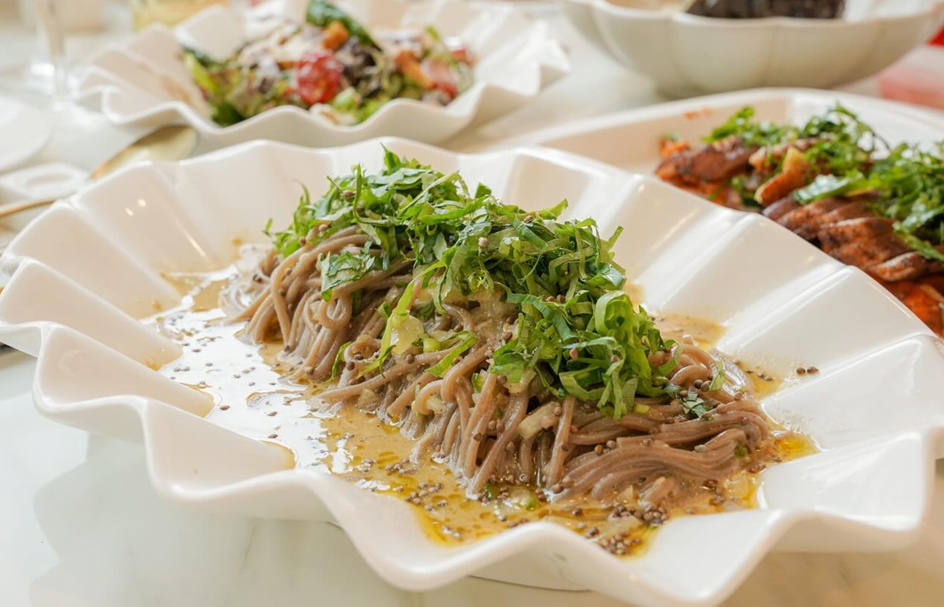 Apple makgeolli cocktail served as a welcome drink at Bangida Ikseon