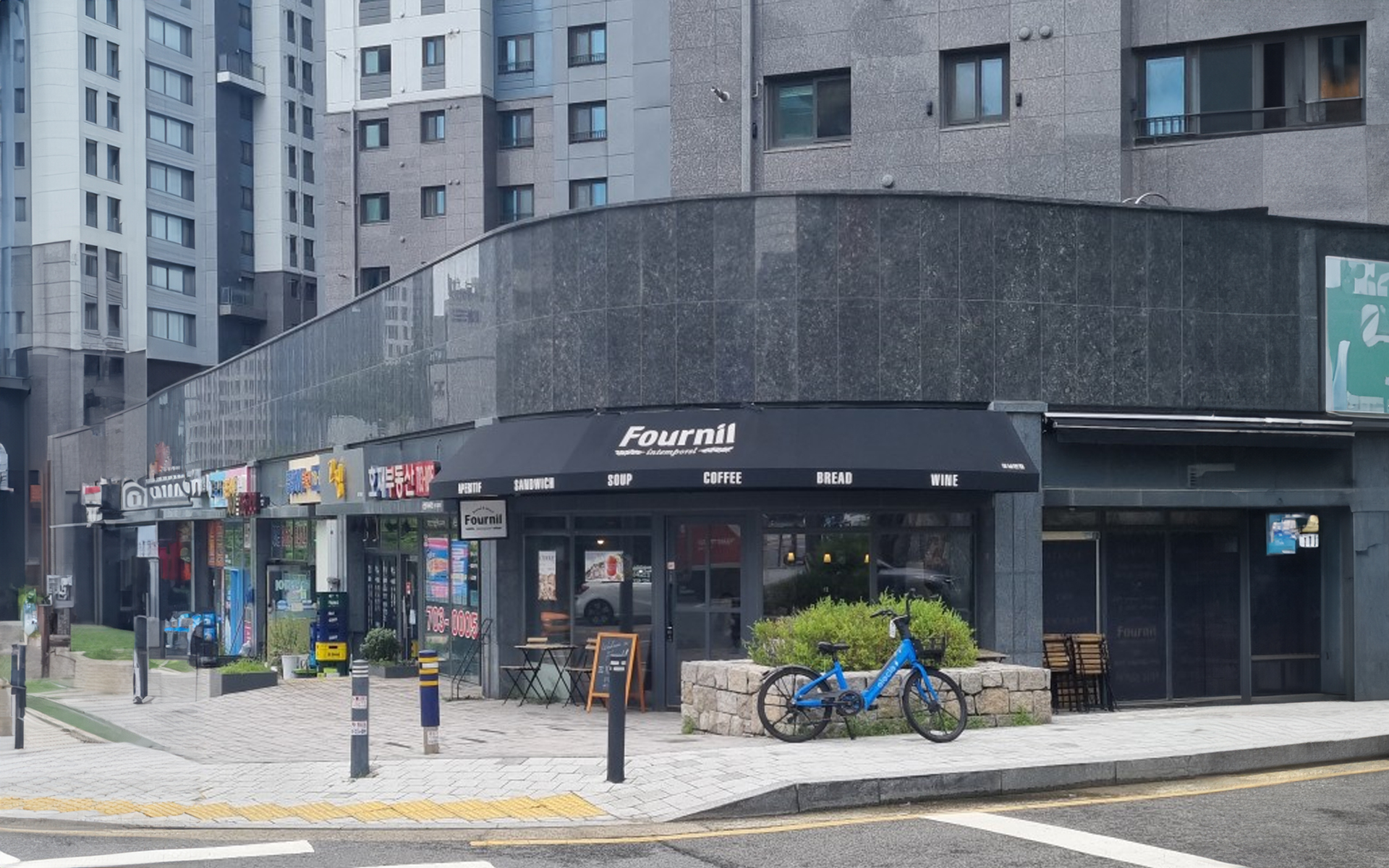 Exterior view of Fournil bakery cafe near Sinchon Station