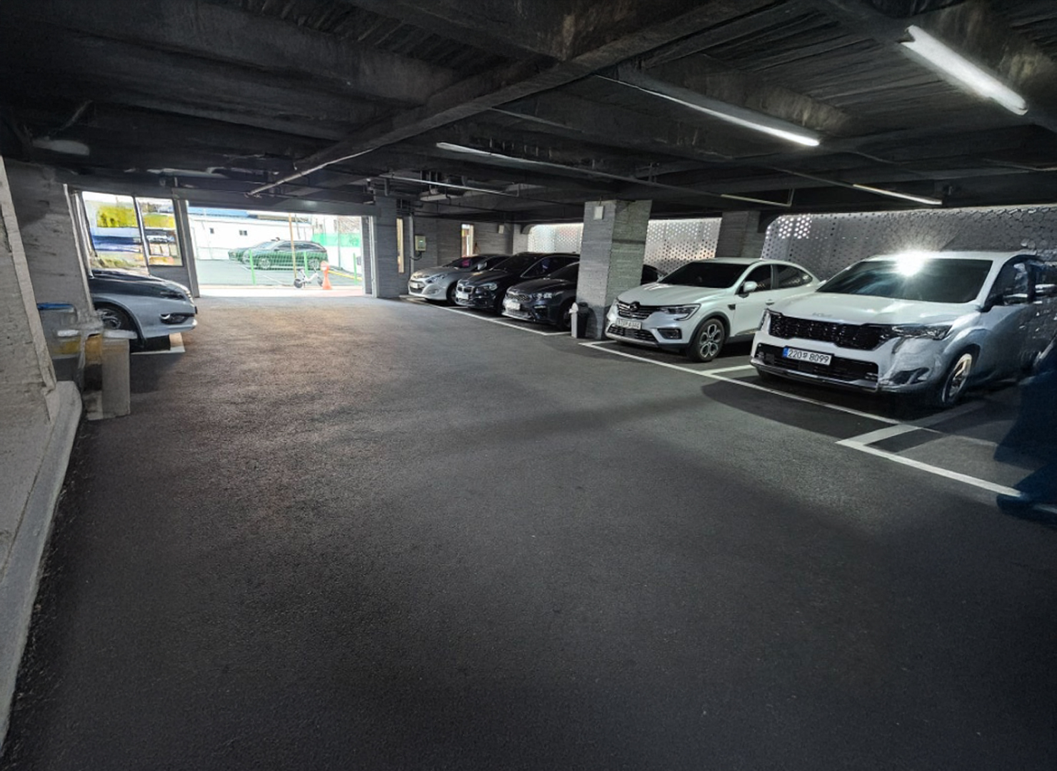 Hotel building overview