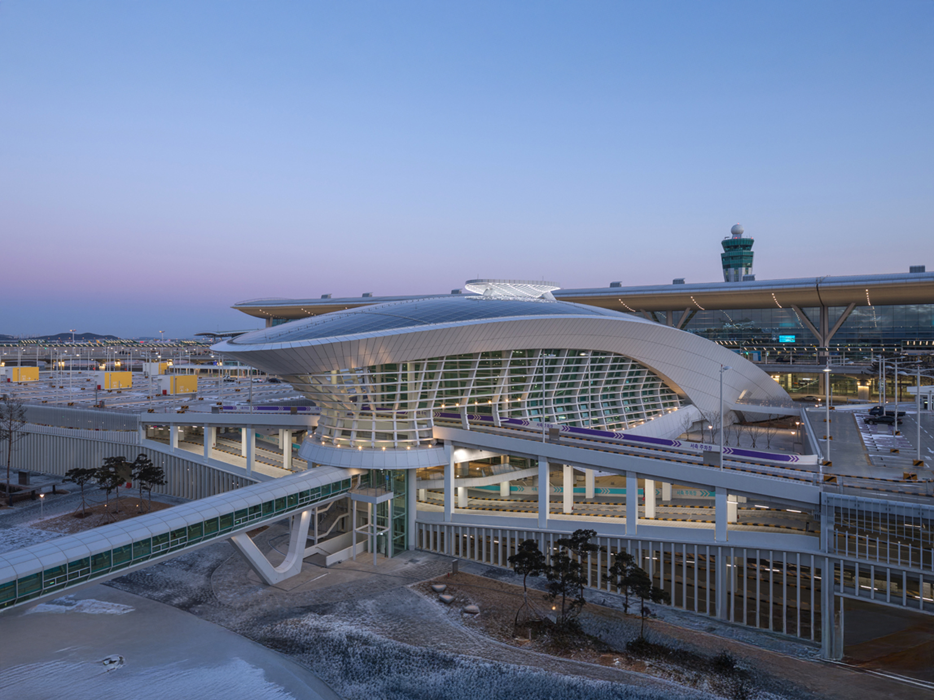 Convenient airport parking service near Incheon Airport with shuttle access