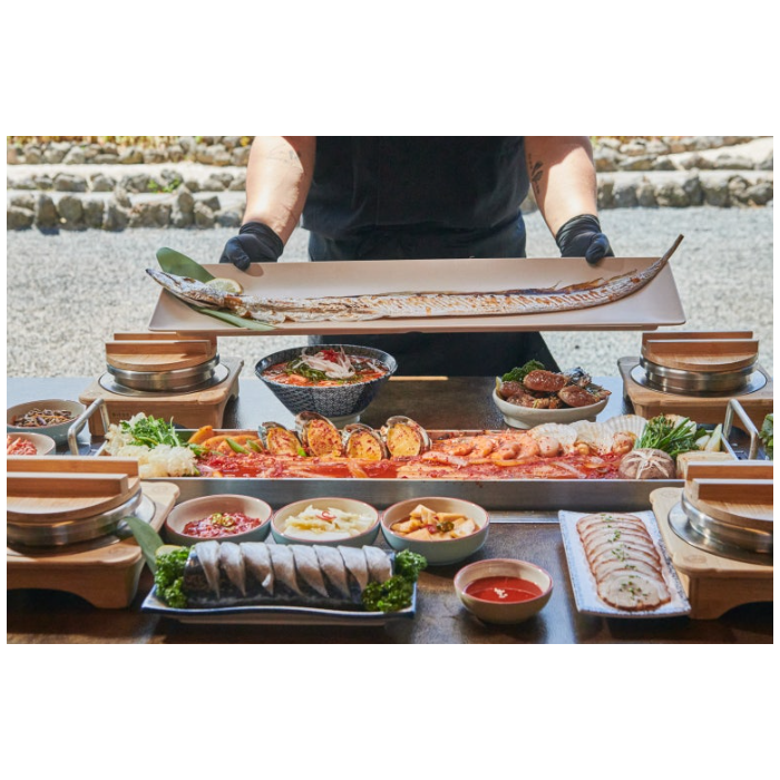 A Culinary Delight in Jeju: Grilled and Braised Hairtail
