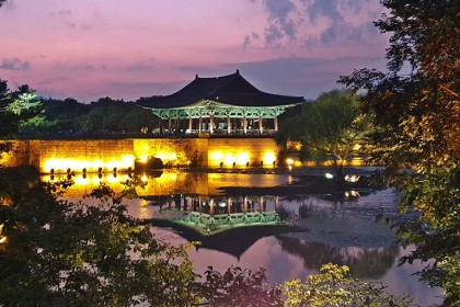 Walk Gyeongju: Street Food, Ancient Silla & a Night at Woljeonggyo