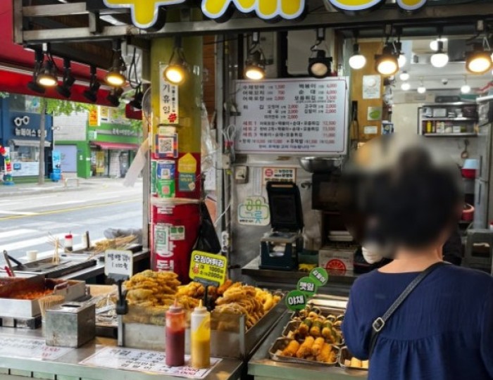 A Culinary Journey Through Mangwon Market: Where Tradition Meets Trendy697